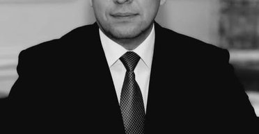 У віці 41 року помер ексголова Хмельницької ОДА Дмитро Габінет: що про нього відомо