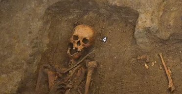 Археологи обнаружили в Польше захоронение вампиров, — СМИ (фото)