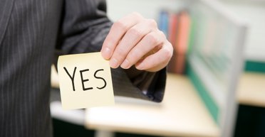 Дефолт откладывается. Что с госдолгом: кто и когда будет выплачивать валютные долги Украины