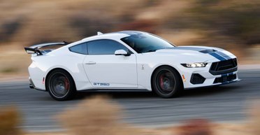 Мощность — до 830 сил: знаменитый спортивный Ford возвращается на рынок (фото)