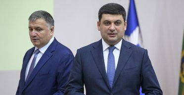 Кто тянет Авакова за язык. Могут ли отстранить главу МВД от должности за незнание украинского