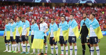 "Это позор": тренер "Ариса" возмутился реакцией игроков "Динамо" на кричалки о Путине (видео)