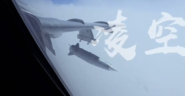Китайський бомбардувальник H-6K вперше запустив балістичну ракету у повітрі