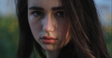 "Я стікаю кров'ю, всі в паніці біжать, а я тікати не можу". Історія порятунку Анастасії Шестопал