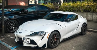 Баварский японец: в Киеве заметили знаменитый 340-сильный спорткар Toyota (фото)