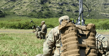 На случай войны с Россией и Китаем: в США испытали компактный "РЭБ в рюкзаке"