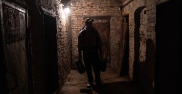 "Час шукати нове житло": чоловік виявив щось незвичайне під своїм будинком (фото)