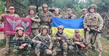 Ціна жартів про війну. Що не так із мемами про херсонські кавуни, бакалею та ізюм