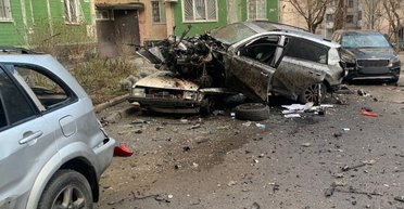 В Одесі вибухнуло авто: ЗМІ припускають, що постраждалий працює у оборонній сфері (фото)