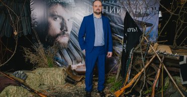 Режиссер украинских фильмов "Мама" и "Черный ворон" мобилизовался в ВСУ: где он проходит службу