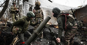 "Накопление идет серьезное": ВС РФ уже развернули в Мирнограде свои штабы и артиллерию, — УП