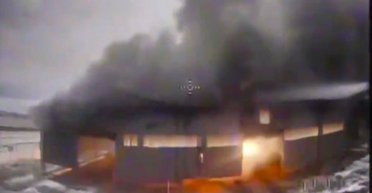 ВСУ уничтожили редкую БМПТ "Терминатор" и сожгли ангары с техникой для наступления РФ (видео)