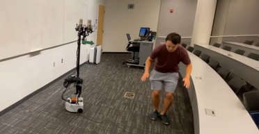 Більше жодного звуку. Учені навчили роботів знаходити людей за допомогою "слуху" (відео)