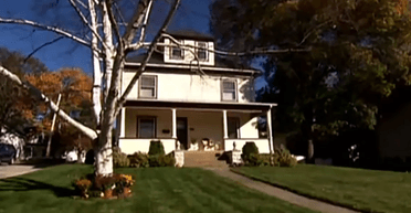 Комната, из которой нельзя выйти: супруги разгадали тайну старинного дома (фото)