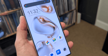 Смартфон за 700 доларів замінить дорогий флагман: чому він так подобається експертам (фото)