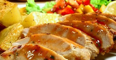 Запечене філе індички з апельсинами: рецепт святкової страви