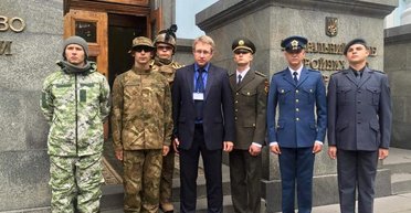 Украинская армия не должна выглядеть огрызком советской, — Виталий Гайдукевич