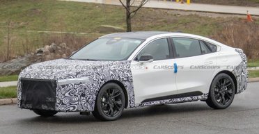 Новый Ford Mondeo 2026 впервые заметили на дорогах (фото)