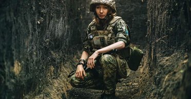 Женщины идут в ВСУ. Что с военным учетом и кого из украинок мобилизуют уже в 2024 году