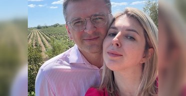 "Ми поганий приклад": дружина ексглави МЗС Кулеби розповіла про вартість власного весілля