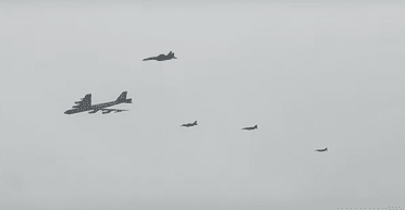 Символ могущества США: CNN показал патрулирование бомбардировщика B-52 (видео)