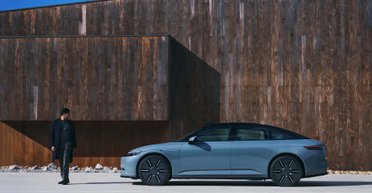 Автопилот, ИИ и встроенная PlayStation: дебютировал первый автомобиль Sony (фото)