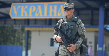 Західний сервіс проти української стійкості: як змінюються цінності під час подорожі на Схід