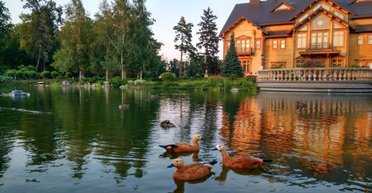 Межигорье отходит к государству, что будет с майдановцами, — расследование (фото, видео)