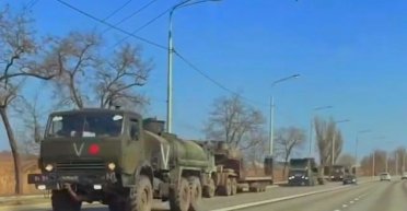 "Шалена концентрація в бік Запоріжжя": ЗС РФ масово перекидають техніку на фронт (відео)