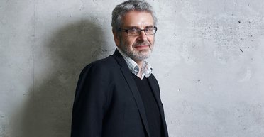 Кремль обороняет подступы к власти в Крыму, Донбассе и Сирии, — историк Александр Эткинд