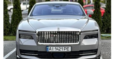 В Киеве заметили новейший электромобиль Rolls-Royce за $600 000 (фото)