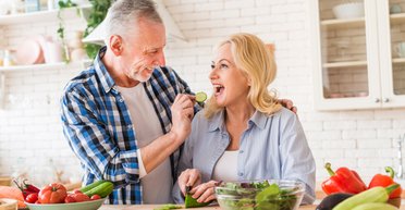 Допомагає дожити до 100 років: дослідники назвали улюблену страву довгожителів