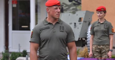 Герой Украины и боевой генерал Роман Качур возглавит Национальную академию Сухопутных войск (фото)