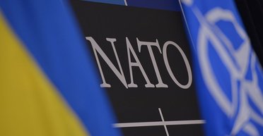 "Иллюзии о ядерном зонтике": политолог о соглашении с США про минералы и гарантиях безопасности