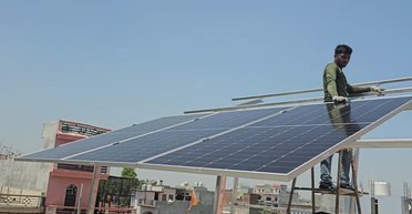 Дешевле и проще: в Германии представили "самовыравнивающиеся" солнечные элементы