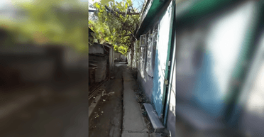 "Який тоді сарай": українців розсмішило оголошення про продаж "квартири на землі" в Одесі (відео)