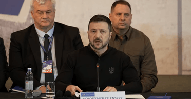 "Ситуация на поле боя создает возможность": Зеленский заговорил о завершении войны в 2025-м