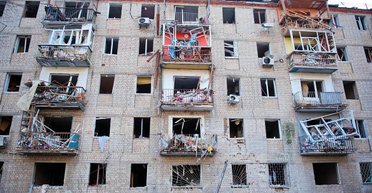 Без тревоги: в Харькове прилет в жилом районе, пострадали дети, — мэр