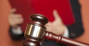 Суд назвал приказы президента "авторскими произведениями и рабством": на Полтавщине оправдали уклониста