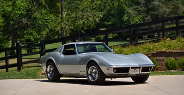 На аукцион выставлен Chevrolet Corvette 1969 года в состоянии нового авто (фото)