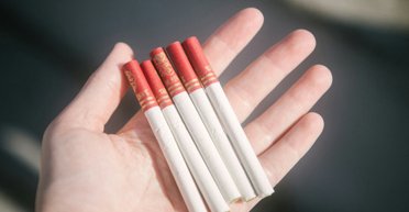 Придется платить больше: с 1 апреля вводится новый акцизный налог на сигареты