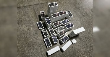 Переходили пункт пропуска 3-7 раз: на Львовщине нанимали женщин для контрабанды iPhone из Польши