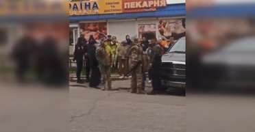 В Запорожье военный выстрелил во время ссоры с людьми: в ТЦК заявили об угрозе (видео)