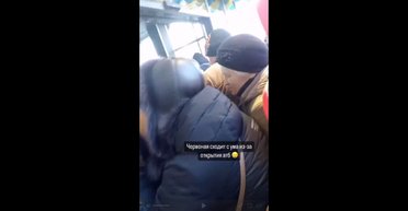 Битва за АТБ: в Кривом Роге покупатели взяли штурмом супермаркет из-за 1 кг муки (видео)