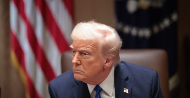 Позиция США по Украине: Почему Трамп и Путина раскритиковал, и показал себя защитником России