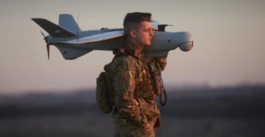 Дроны никогда не заменят танки: почему традиционное оружие остается решающим на поле боя