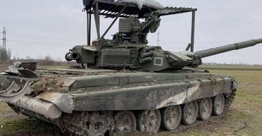 Продавали в Индию: бойцы ВСУ захватили один из лучших российских танков Т-90С  (видео)