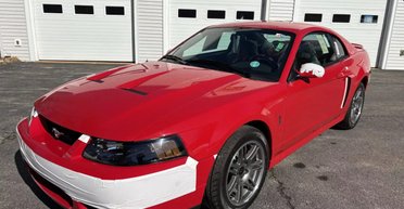 "Термінатор" у заводському пакуванні: виявлено 23-річний Ford Mustang без пробігу (фото)