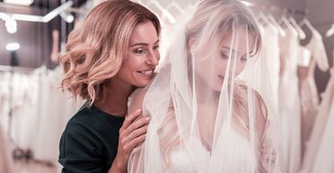 Подружка нареченої забула святковий тост і повідала історію про своє життя