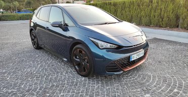 В Украине появился яркий испанский брат электромобиля Volkswagen ID.3 (фото)